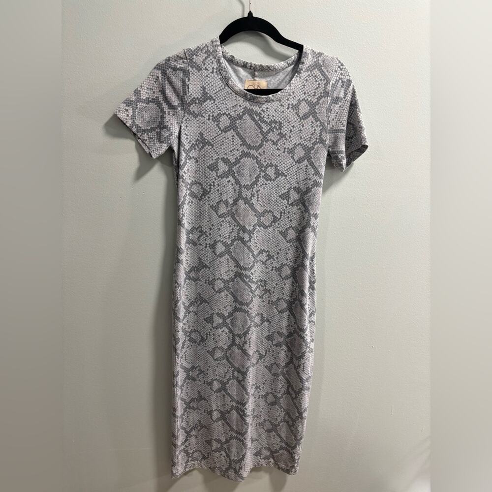 Chaser Gray Snake Pattern Midi Dress Size Small NWT
